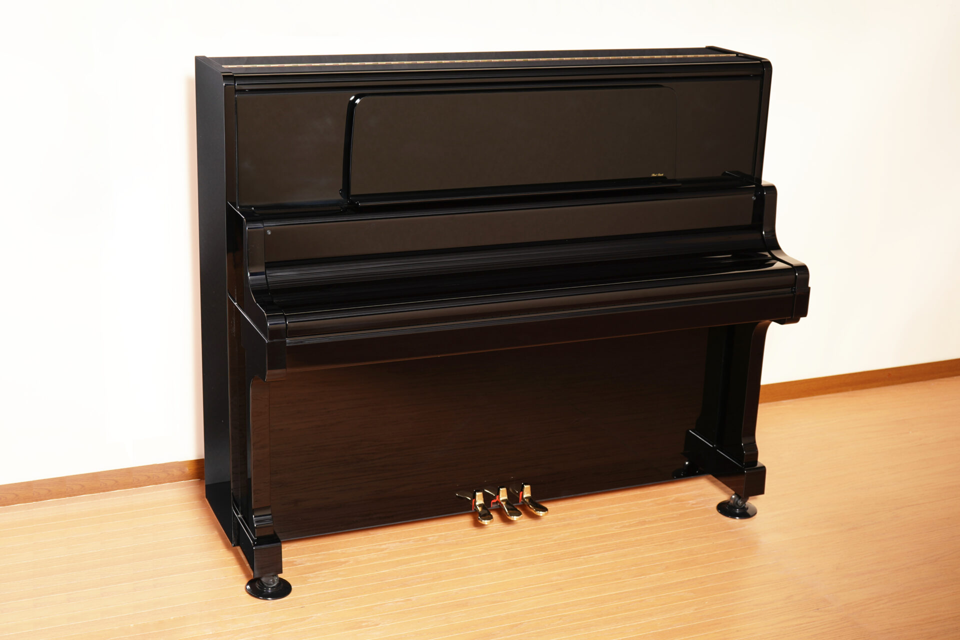高品質な中古ピアノの販売（修理・再生）は伸和ピアノ 
