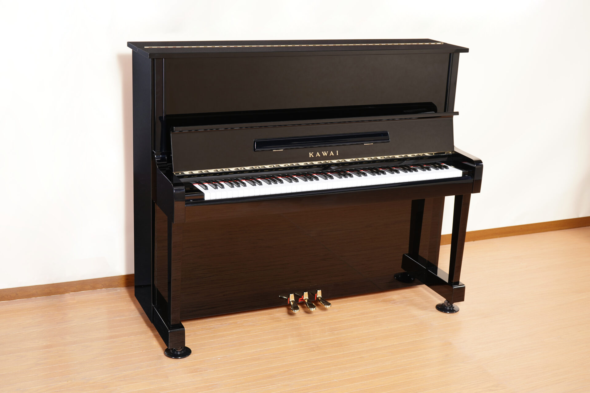 高品質な中古ピアノの販売（修理・再生）は伸和ピアノ 