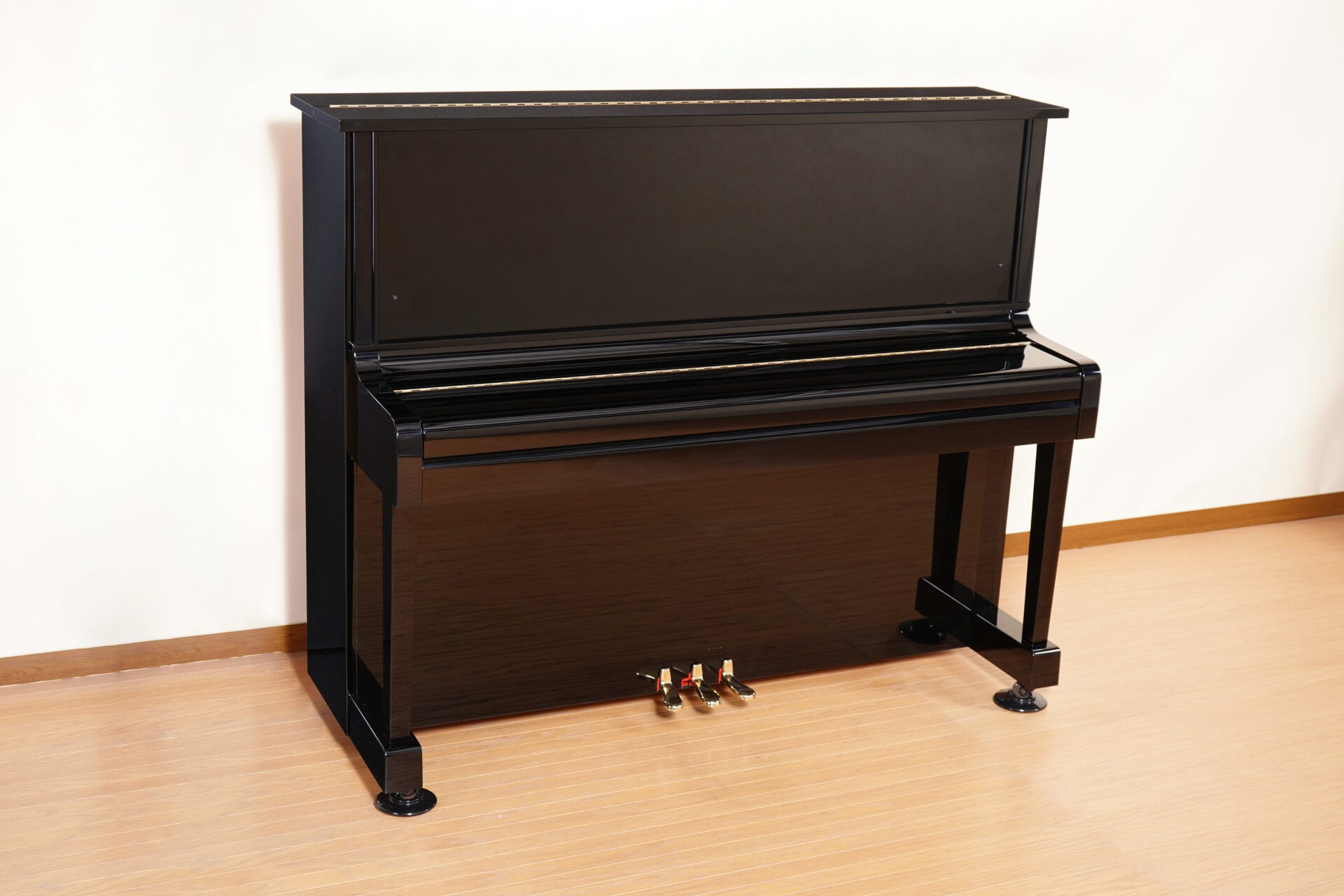 高品質な中古ピアノの販売（修理・再生）は伸和ピアノ 