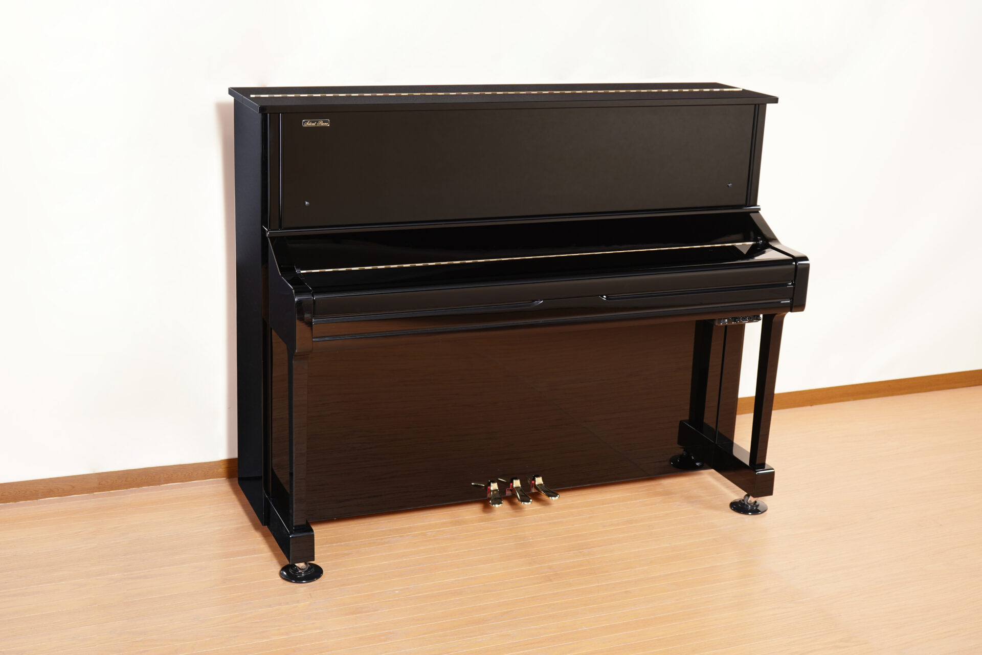 高品質な中古ピアノの販売（修理・再生）は伸和ピアノ 