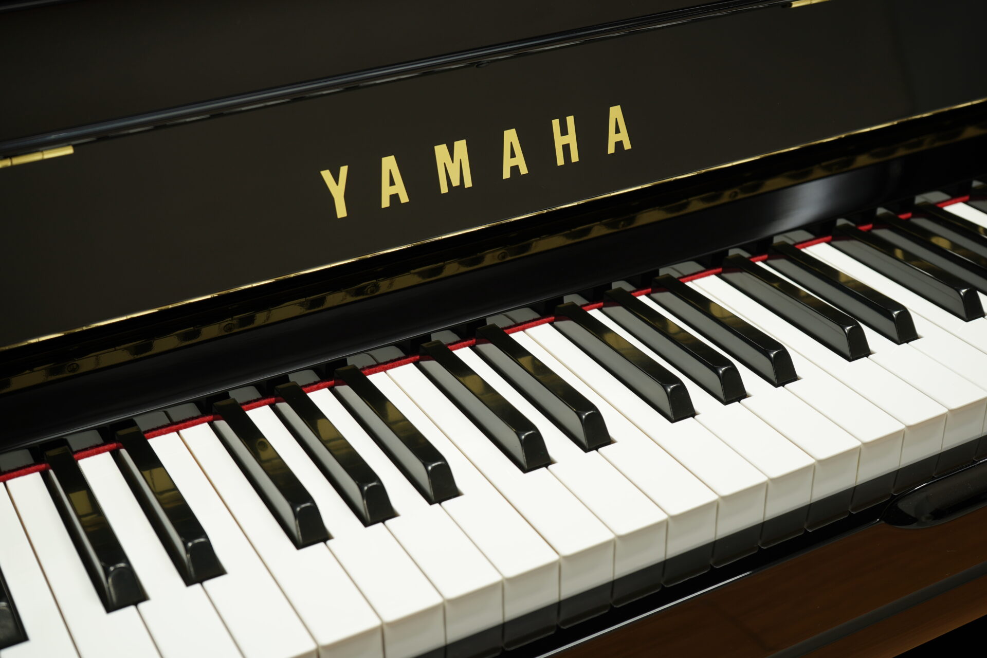 高品質な中古ピアノの販売（修理・再生）は伸和ピアノ 