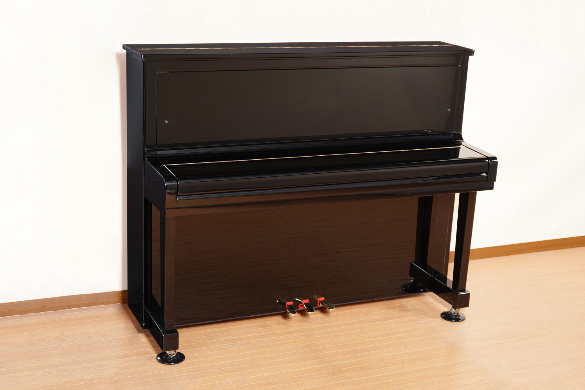 中古ピアノ ゴールドスター TGー150E 内部調整、調律完済
