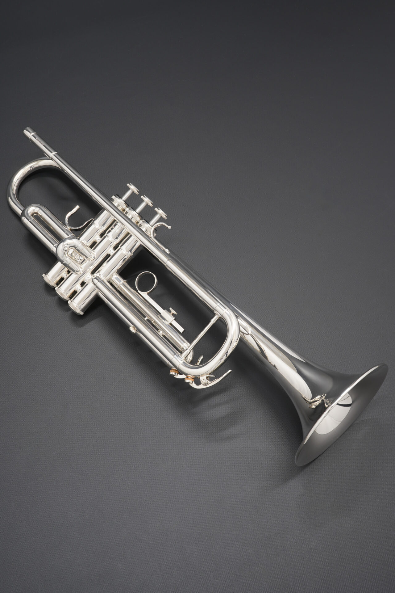 ▽YAMAHA YTR-3325S ヤマハ トランペット 管楽器 マウスピース付き 
